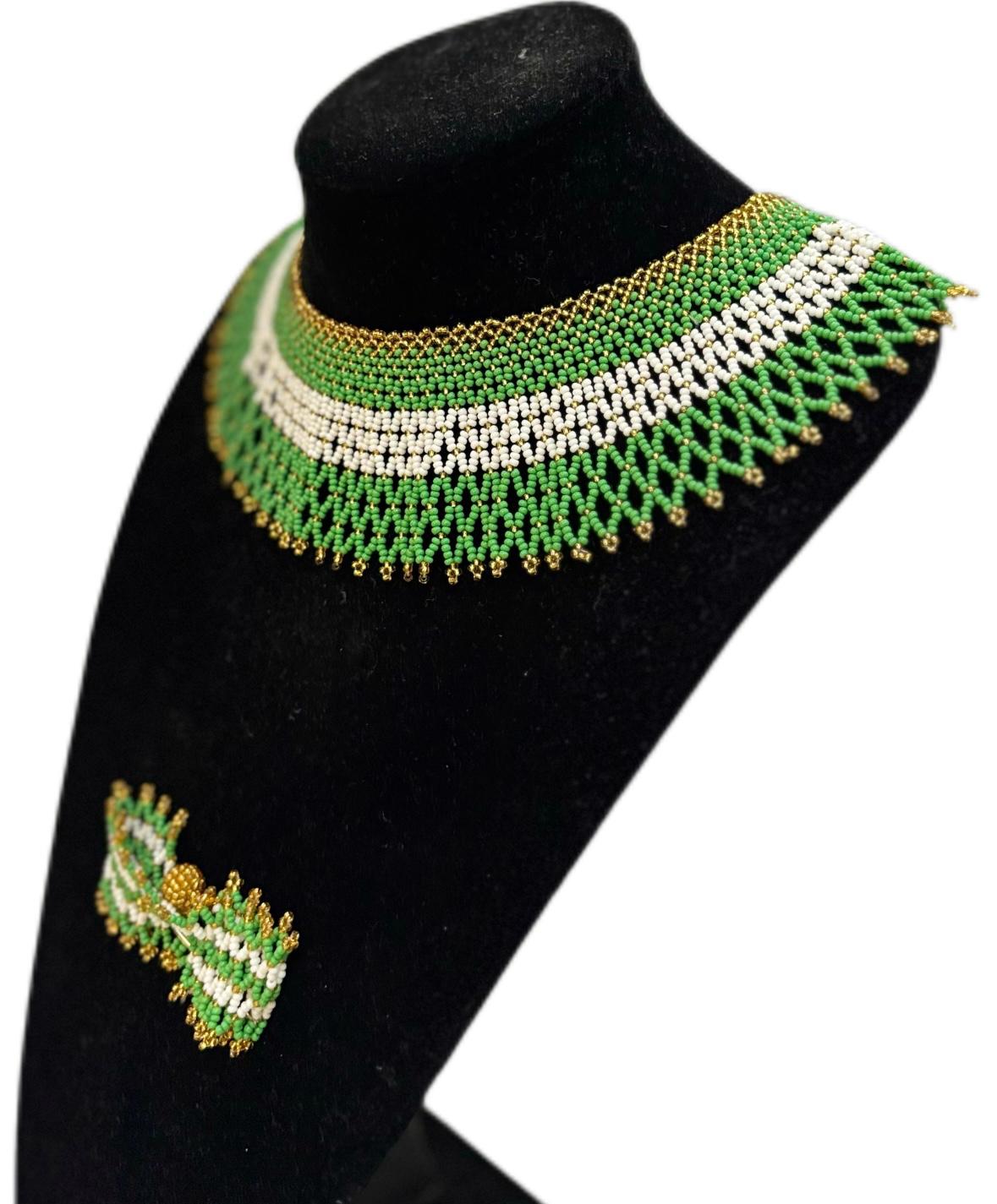 Fine Beads Necklace Set