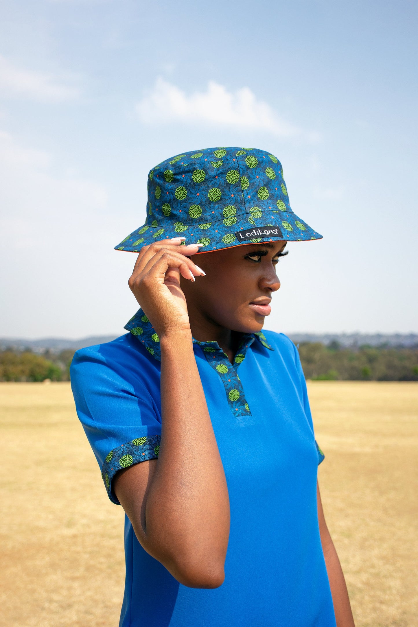 SHWESHWE BUCKET HAT