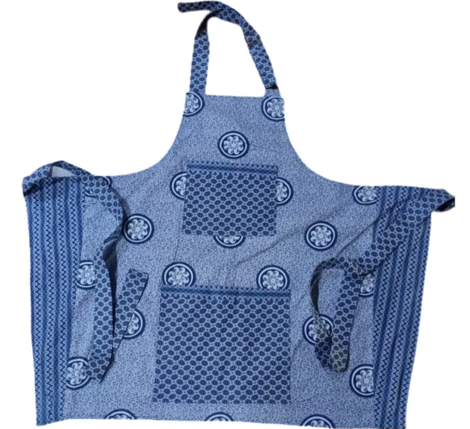 Reversible denim and Shweshwe apron