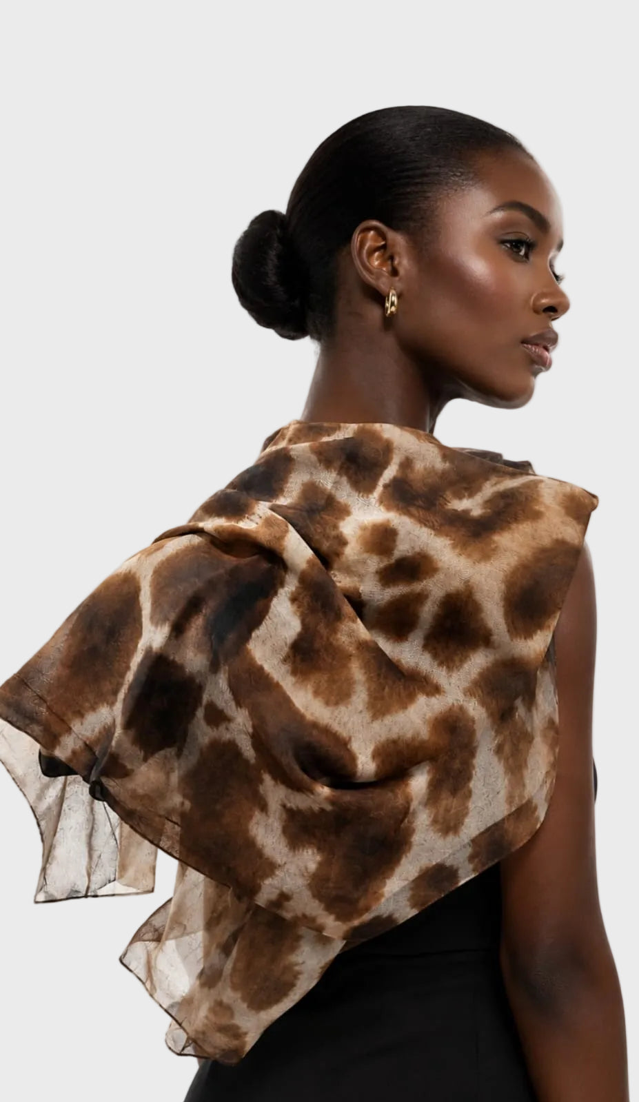Giraffe Print Light Scarf